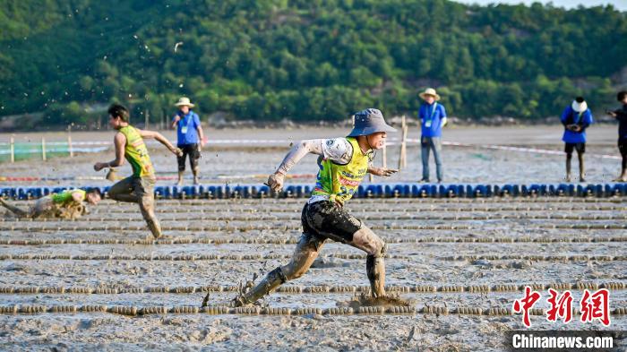 宁波象山举办的2024年中国滩涂户外运动挑战赛吸