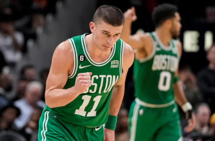 1米85后卫普理查德：NBA赛场的三分利剑与数据奇